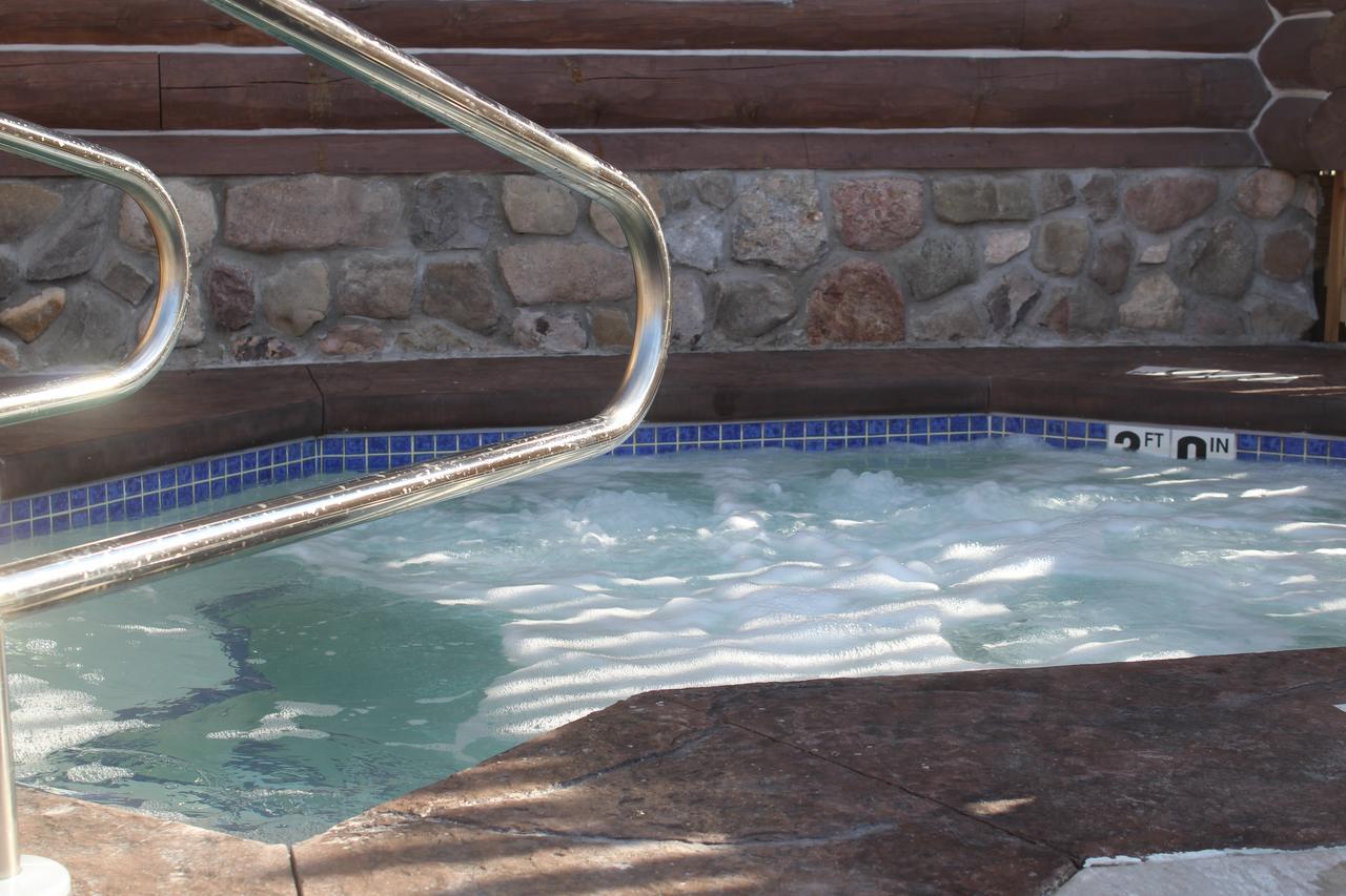 Rippling River Resort 马凯特 外观 照片